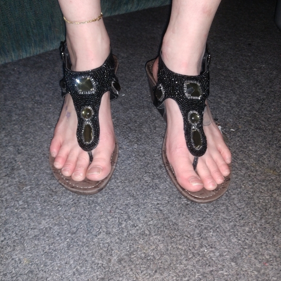 COPY - Simply Vera. Sandals